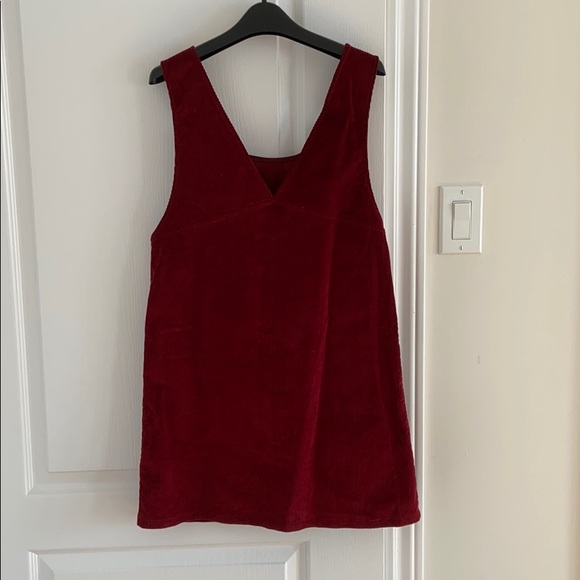 Misguided Corduroy Overall Dress - Picture 4 of 5